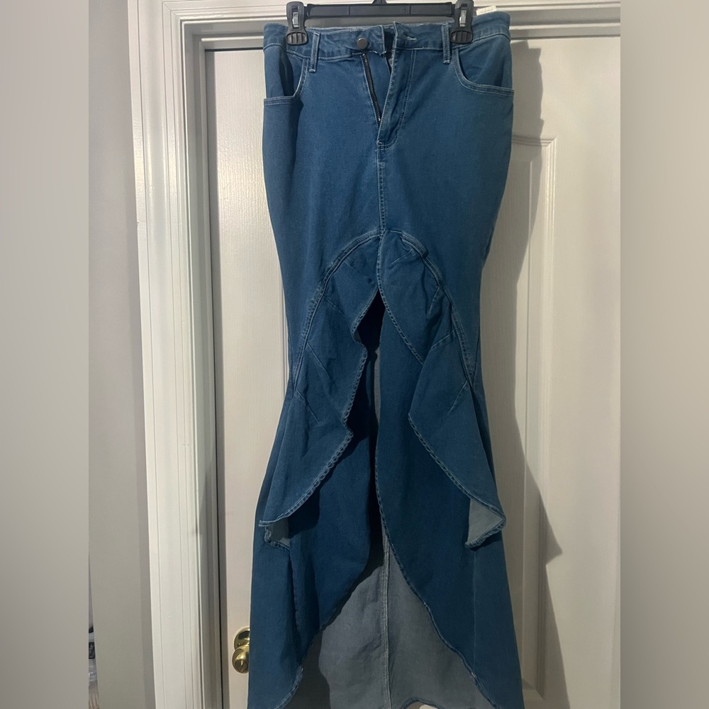 SHEIN Blue Denim Garment